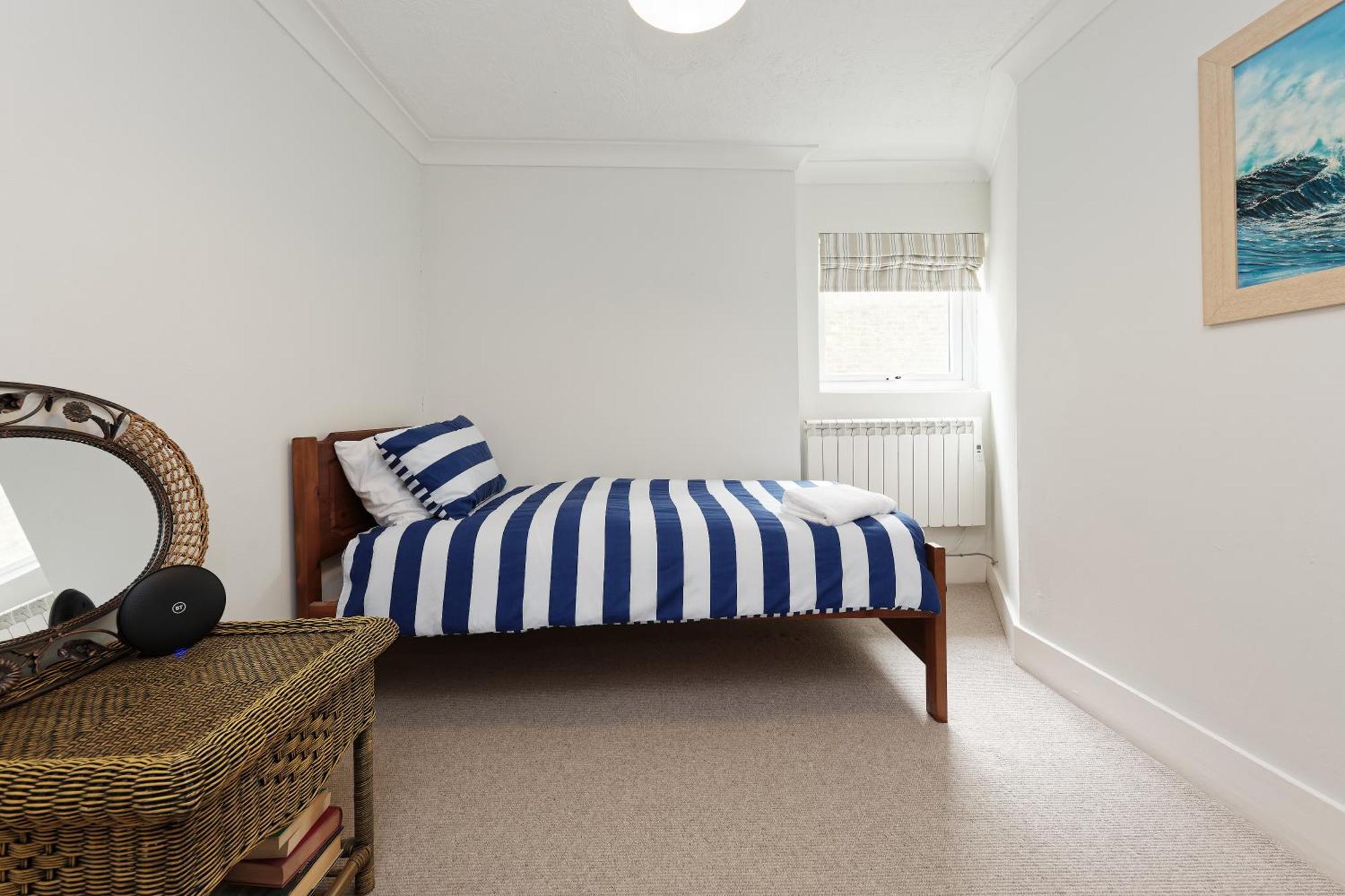 Viking Bay View 3 Bed Apartment Broadstairs Bagian luar foto