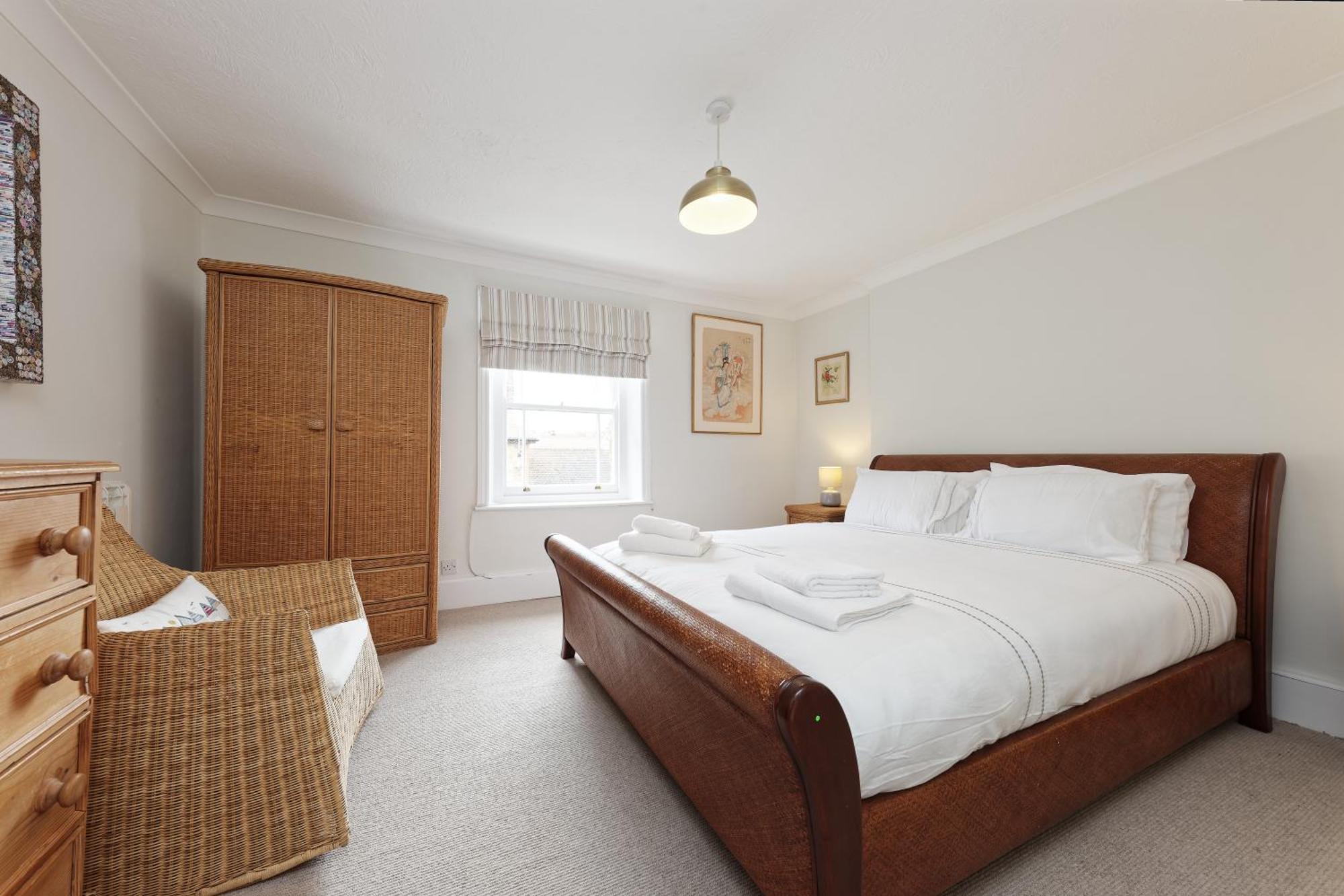 Viking Bay View 3 Bed Apartment Broadstairs Bagian luar foto
